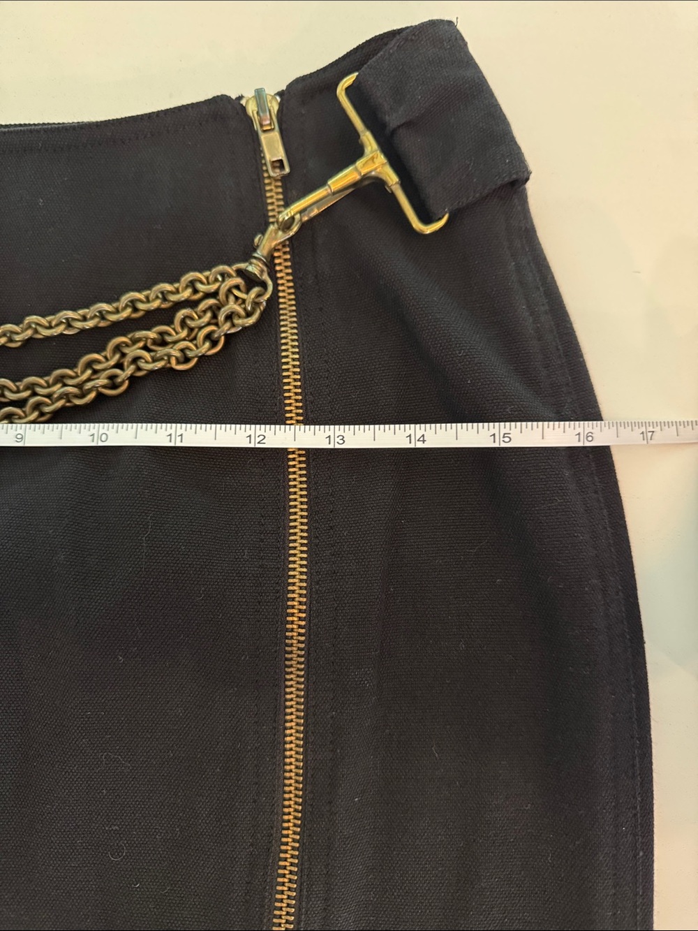Vintage Donna Karan chain Detail Pencil Skirt Size 0 - Picture 5 of 8